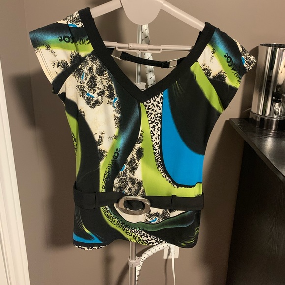 Beautiful Frank Lyman top Size 8 - Picture 3 of 4